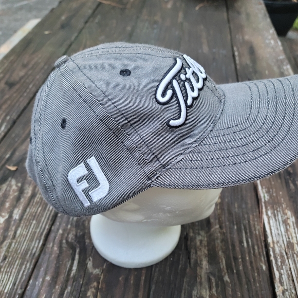 Titleist Footjoy Hat - Picture 5 of 7
